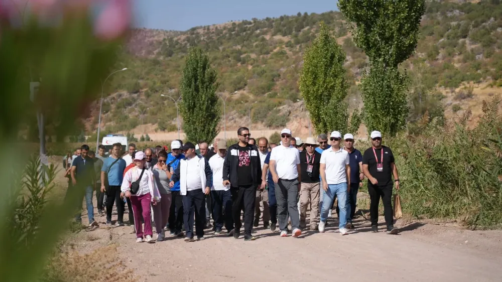 Öğretmenler Dünya Yürüyüş Günü