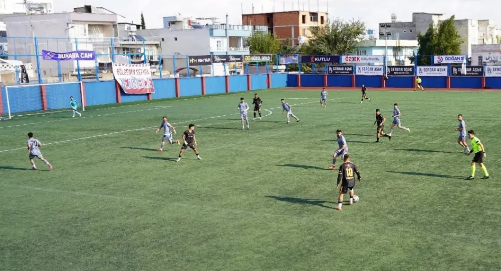 Kahta02spor evinde 3 puanı tek golle aldı