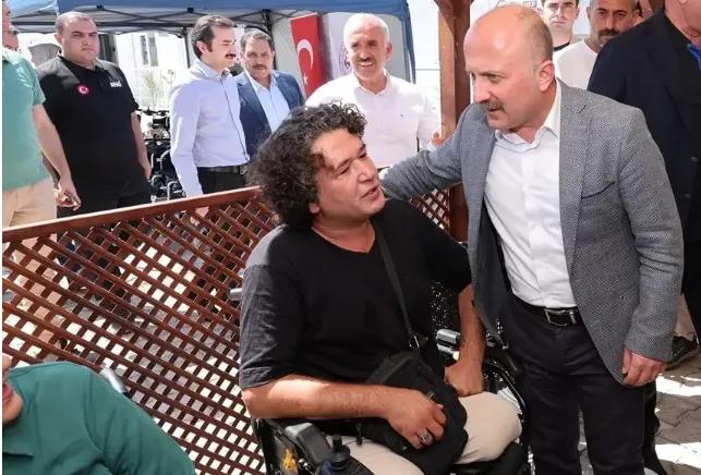  Deprem Mağduru Engelliler Unutulmadı: “Onları Asla Yalnız Bırakmayacağız”