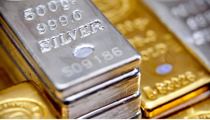 Adliyede Büyük Soygun: Personel Altın ve Gümüşle Kaçtı