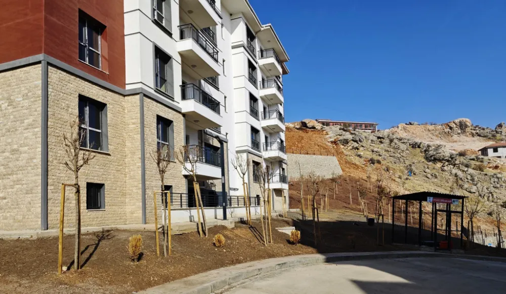 Gerger TOKİ Konutlarında Doğalgaz Krizi: İki Kurum Birbirini Suçluyor, Vatandaş Soğukta Kaldı