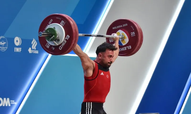 Milli haltercimiz Avrupa şampiyonu oldu