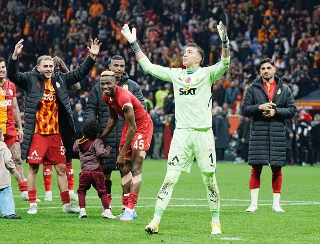 Lider Galatasaray zirvedeki yerini sağlamlaştırdı