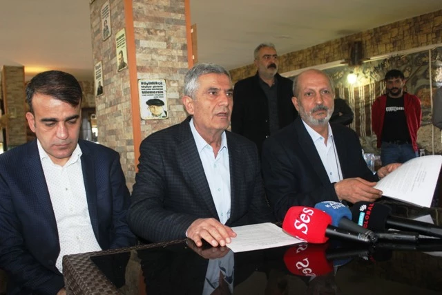 DEM Adayı Özbek: Adaylar Proje adıyla hayal tacirliği yapıyor
